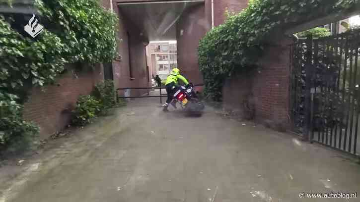Video: politieachtervolging door centrum Den Haag