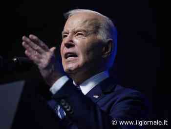 Biden valuta la revoca dei limiti all'uso di armi Usa: potranno colpire la Russia