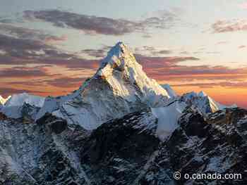 Sherpa bags 30 Everest summits to set climbing record