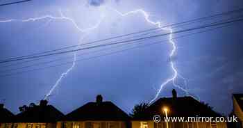 Met Office sends urgent weather warning with horror lightning and 25mm downpours
