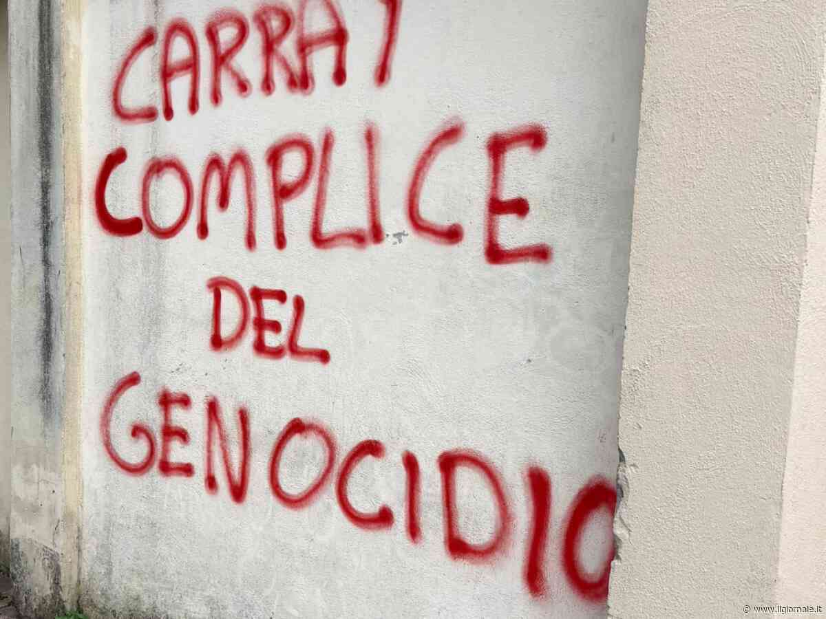 Firenze, scritte antisemite contro il console onorario di Israele: "Complice del genocidio"
