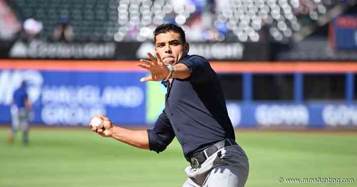 Video: Paulo Costa throws wild first pitch at Mets game ‘a little bit outside’