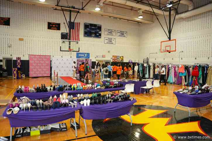 Bronx borough president’s annual prom dress giveaway a huge success