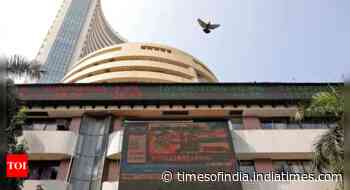 Sensex falls 668 points on global factors