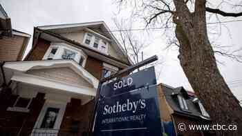 Canadians owe more than $2 trillion in mortgage-related debts, CMHC says