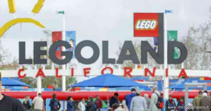 Cortocircuito provoca un vasto incendio a Legoland: una parte del parco a tema Lego distrutta dalle fiamme