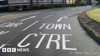 City council sorry for town centre road markings