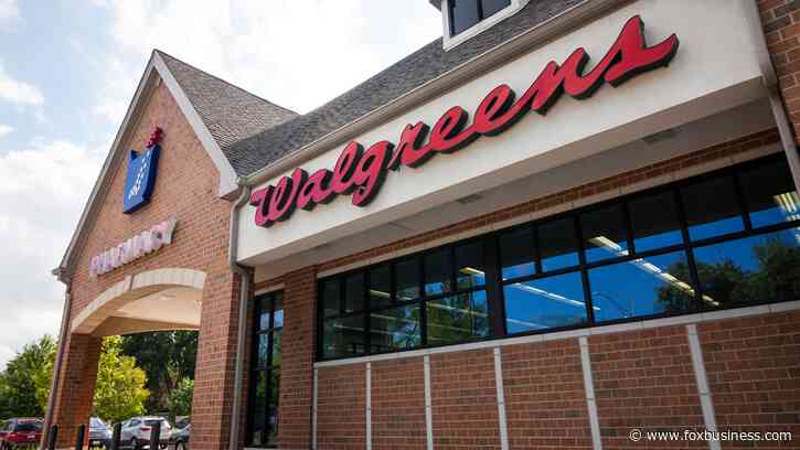 Walgreens cutting prices on 1,300 products