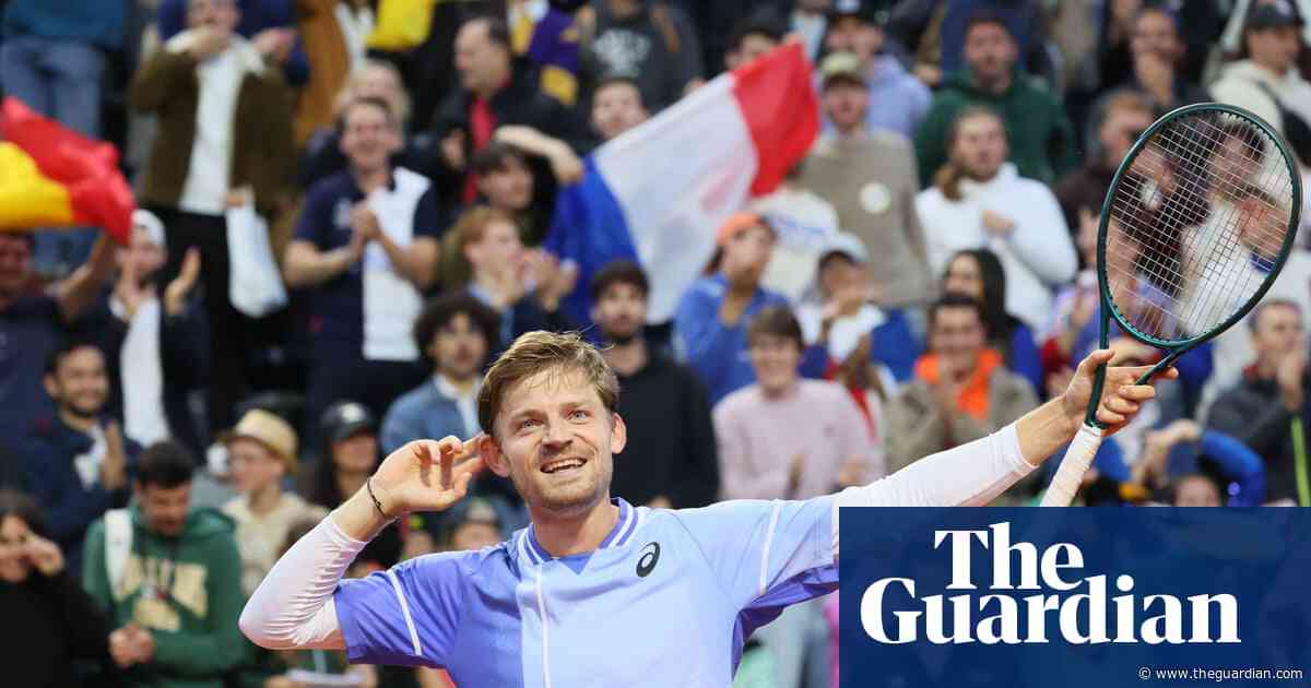 French Open brings in booze ban to curb rowdy spectators