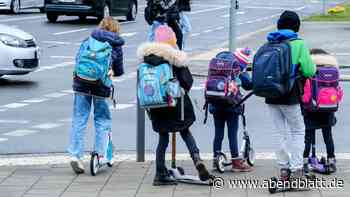 Werden Straßen vor Schulen in Eimsbüttel für Autos gesperrt?