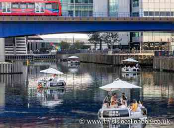 Skuna barbecue tugboat trips at Canary Wharf for BBQ Week