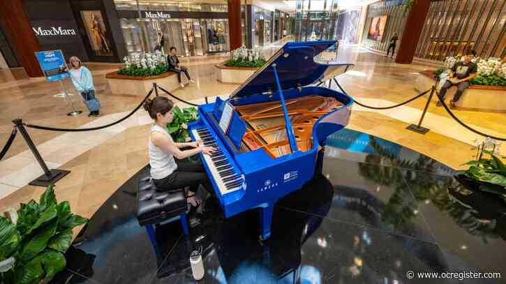 ‘We sing to beating cancer:’ Music at South Coast Plaza honors cancer survivors