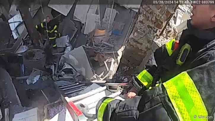 Watch: Video shows first responders rushing to site of Ohio building explosion