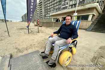 Rolstoelpad op strand blijkt al maanden... moeilijk toegankelijk voor rolstoelgebruikers: “Het werd ingegraven”