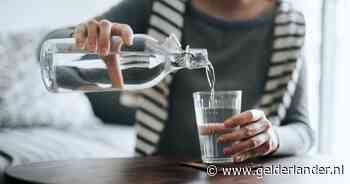 Is veel water drinken gezond? ‘Wetenschappelijk onjuist dat extra water het lichaam reinigt’