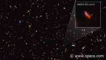 James Webb Space Telescope spots the 2 earliest galaxies ever seen (image)