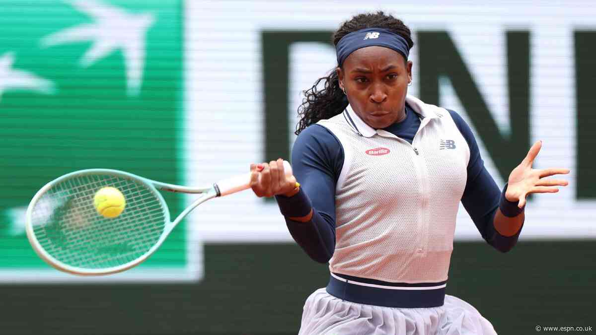 Gauff cruises into fourth round at French Open