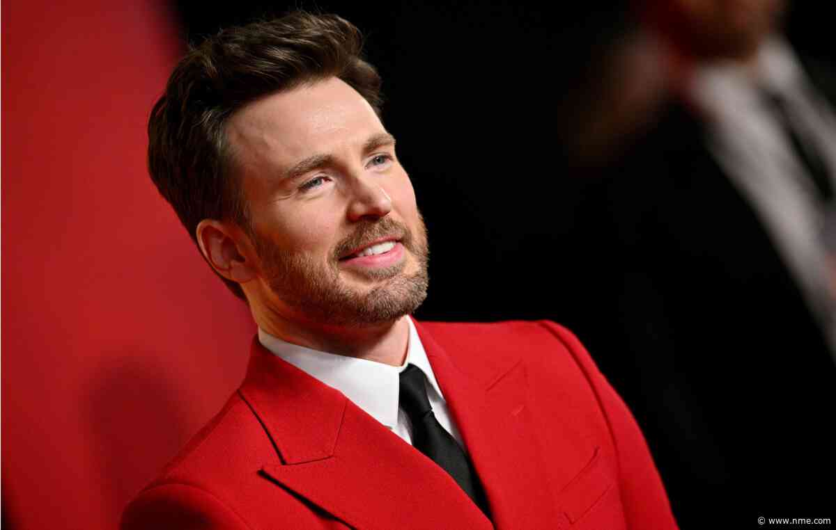 Chris Evans criticised after clarifying “misinformation” about “bomb” photo