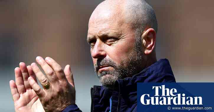 Reading’s Mark Bowen charged by FA over 95 alleged bets on matches