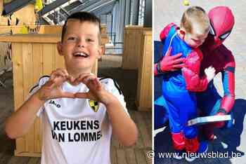 ‘Spider Siem’ vlak voor achtste verjaardag overleden aan leukemie: “Ook superhelden verliezen soms”