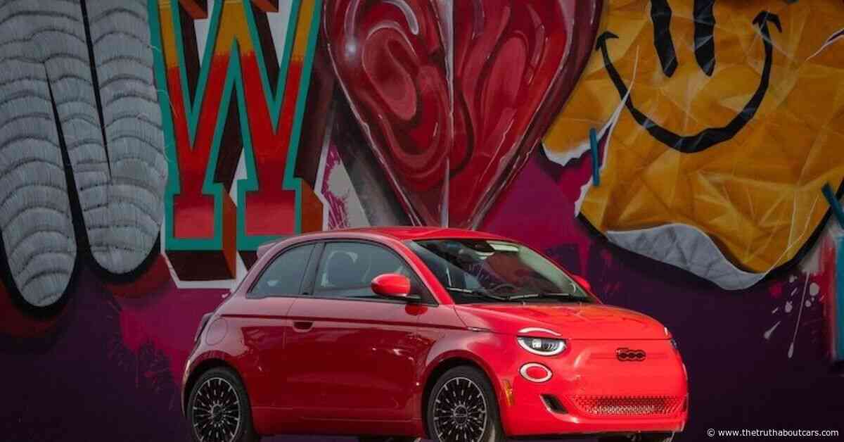 It’s a Gas: Fiat Set to Offer 500 Hatchback with Internal Combustion