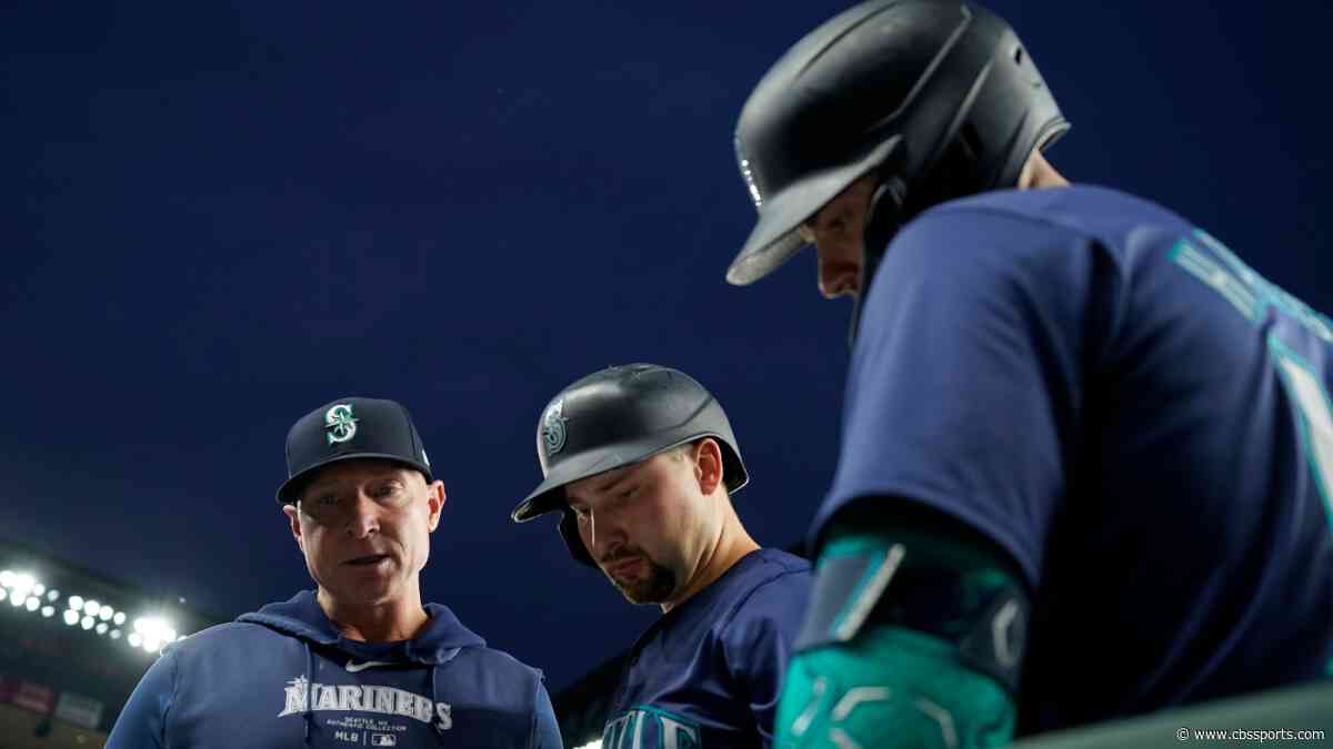 Mariners dismiss bench coach and offensive coordinator Brant Brown
