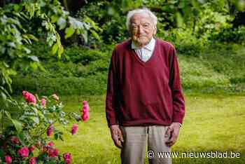 Dokter Alfons (107) is de oudste man en woont nog thuis: “Wandelen en geen goede boter, zo word je oud”