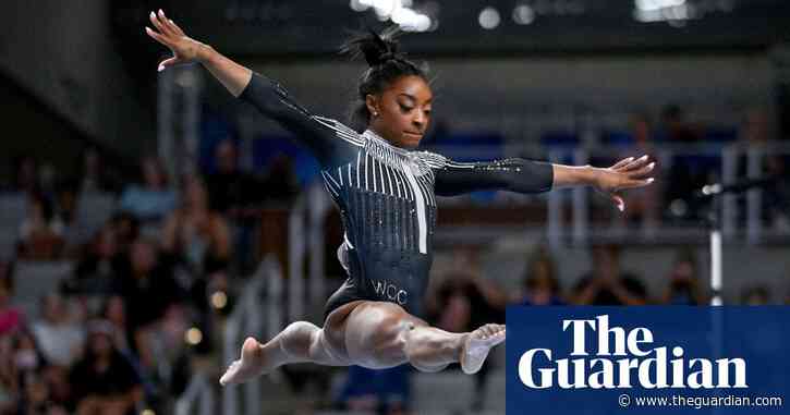 Simone Biles soars to early lead at US Championships on best night of comeback