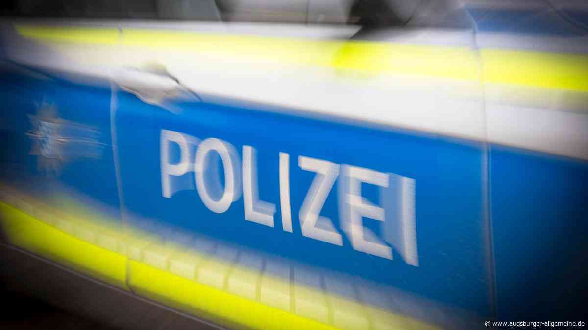 Frau verusacht Verkehrsunfall auf der Augsburger Straße