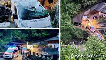 „Aufsehenerregender Unfall“ in Südtirol: Vollbesetztes Auto stürzt 40 Meter tief und schlägt in Alpen-Hof auf