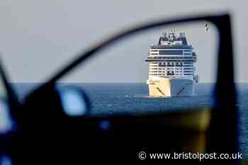 Giant cruise ship carrying thousands of passengers makes U-turn avoiding West Country port