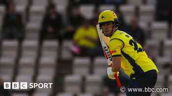 Hampshire's Orr breaks arm in Surrey T20 defeat