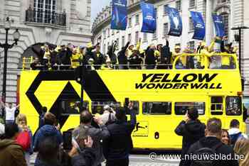 LIVE CL-FINALE. Dortmund-fans trekken in open bus door Londense binnenstad, Courtois en ploegmaats krijgen speciaal truitje