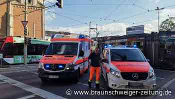 Braunschweig: Straßenbahn kollidiert mit E-Scooter Fahrer