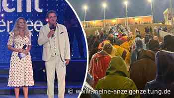 Nicht im TV gezeigt: Tausende Fans bei „Starnacht“ mit Barbara Schöneberger und Hans Sigl evakuiert