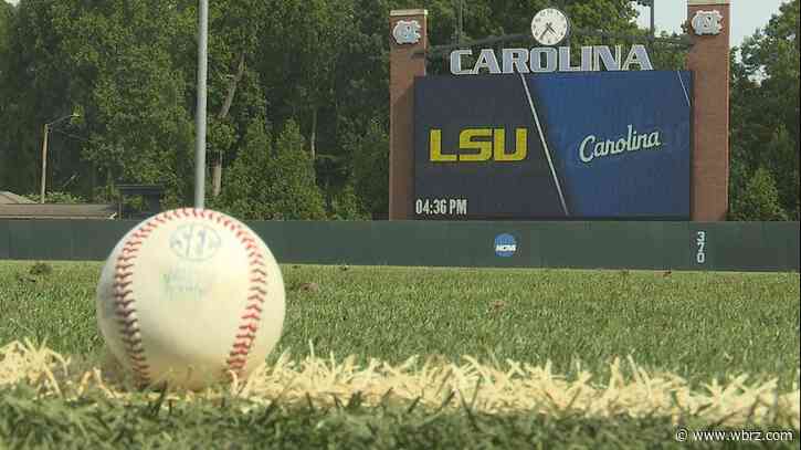 LSU baseball struggles with runners on base, falls to North Carolina in NCAA tournament