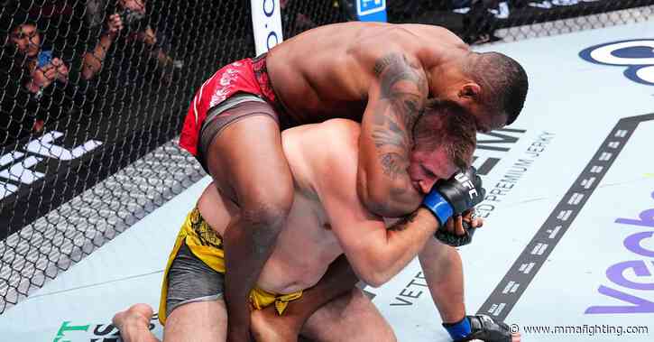 UFC 302 video: Jailton Almeida easily chokes out Alexandr Romanov inside of a round