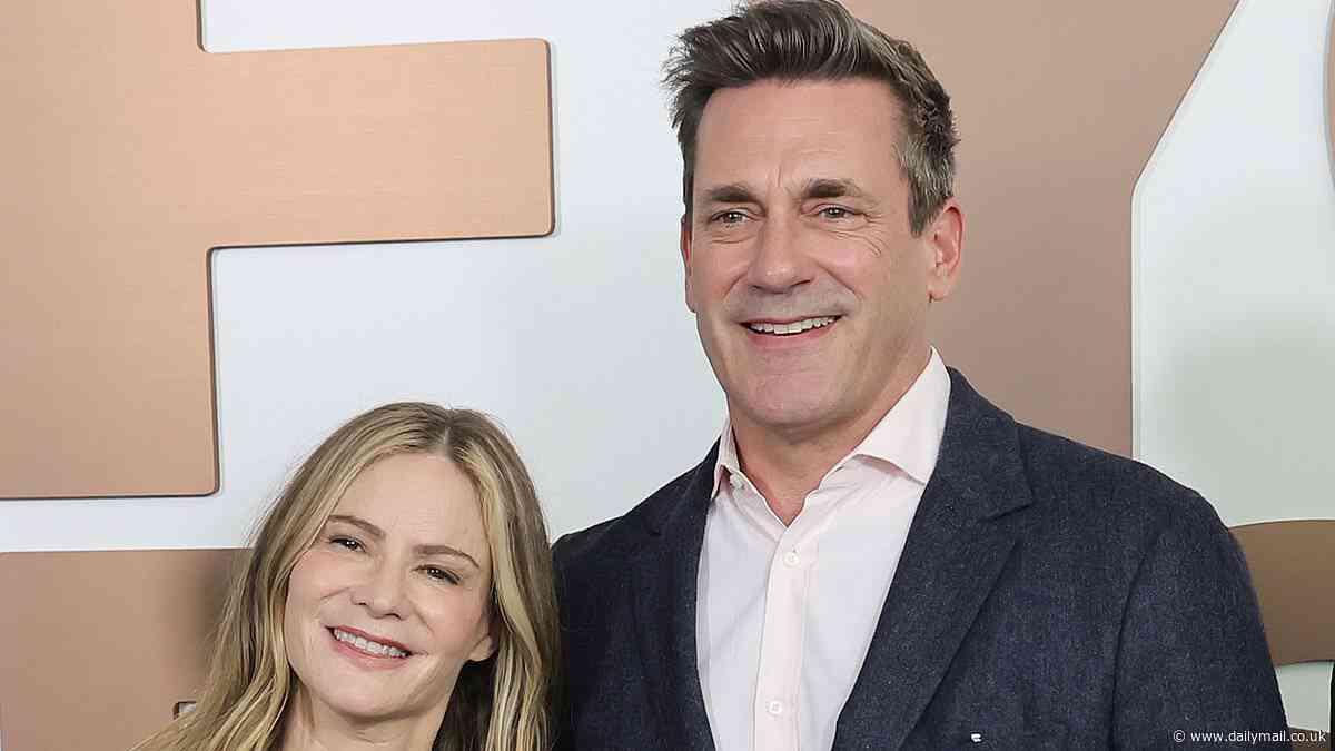 Jon Hamm cozies up to Jennifer Jason Leigh as they reunite with Fargo crew at FYC event in Los Angeles