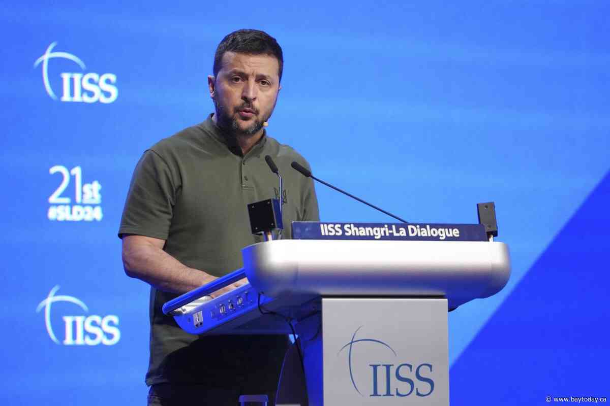 Zelenskyy urges top defense officials to attend upcoming summit on ending Russia's war on Ukraine