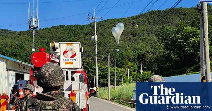 North Korea sends 600 more rubbish-filled balloons across border, South says