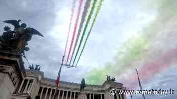 Due Giugno: festa della Repubblica con la pioggia, il volo delle Frecce Tricolori e l'omaggio al milite ignoto