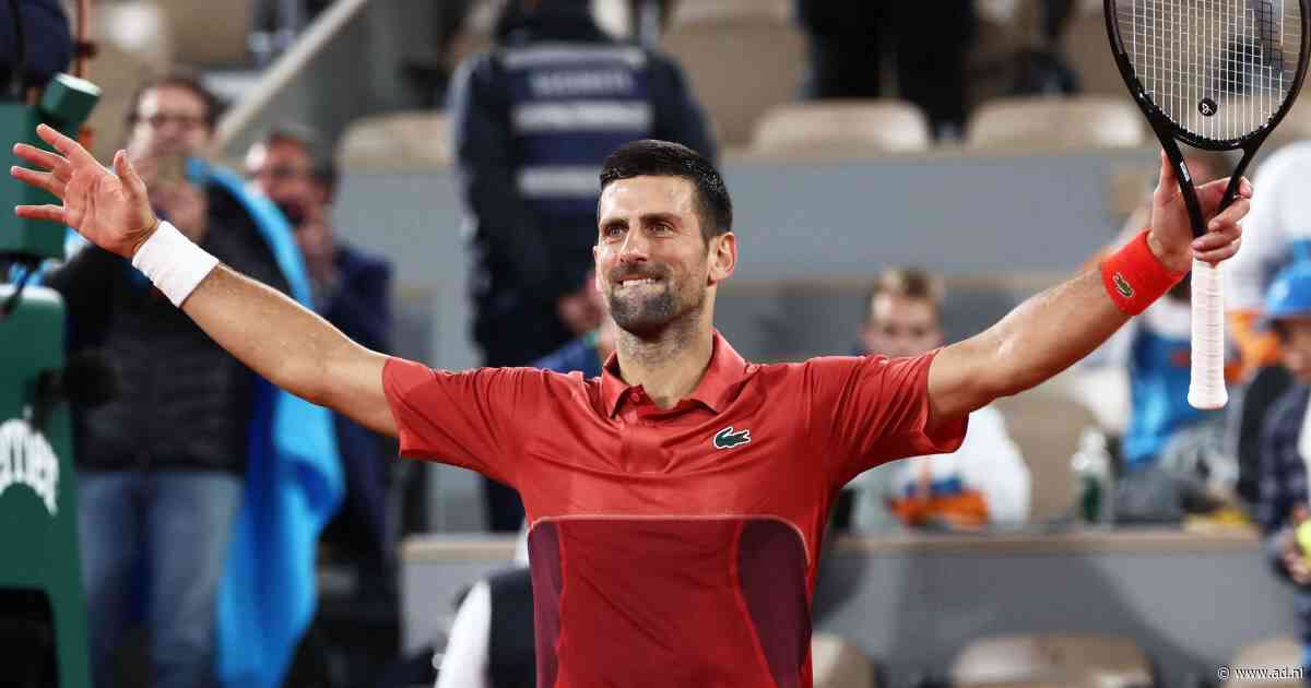 Djokovic ontsnapt in nachtelijke thriller tegen Musetti op Roland Garros: ‘Als er een feestje is, dan kom ik’