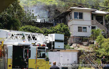 Punchbowl fire destroys 1 home, damages another
