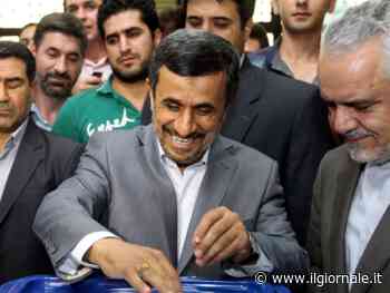 Ahmadinejad ci riprova: presenta la sua candidatura alle presidenziali iraniane