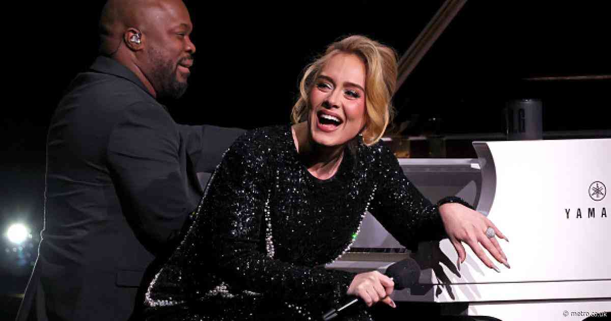 Adele shuts down homophobic heckler at Las Vegas show with four savage words