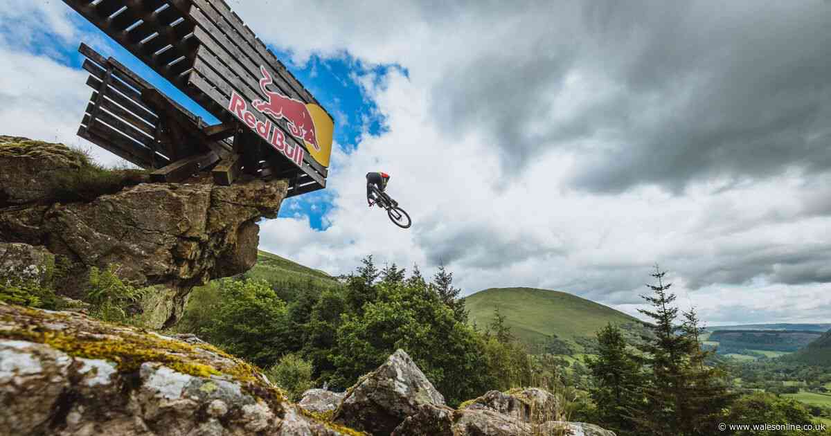 Terrifying scenes as mountain bikers throw themselves off Welsh mountainside on the ‘scariest course on earth’