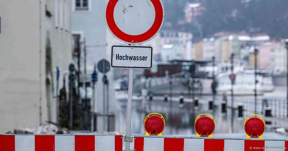 Straßen und Plätze in Passau unter Wasser