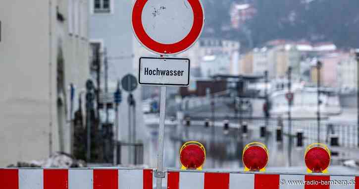 Straßen und Plätze in Passau unter Wasser