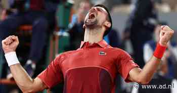 Novak Djokovic pas om zeven over drie ‘s nacht klaar met thriller in Parijs: 'Weet iemand nog een feestje?’