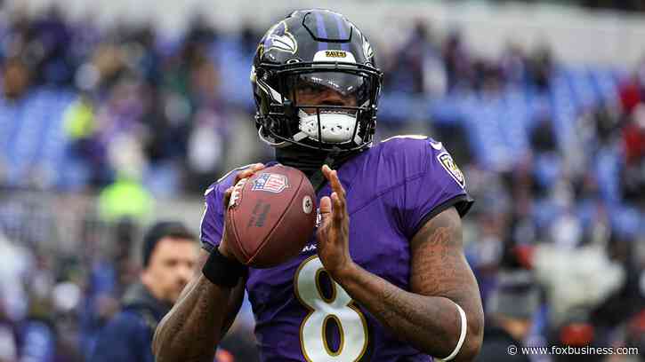 Lamar Jackson's decision to skip Ravens' voluntary OTAs costing him major payday: report